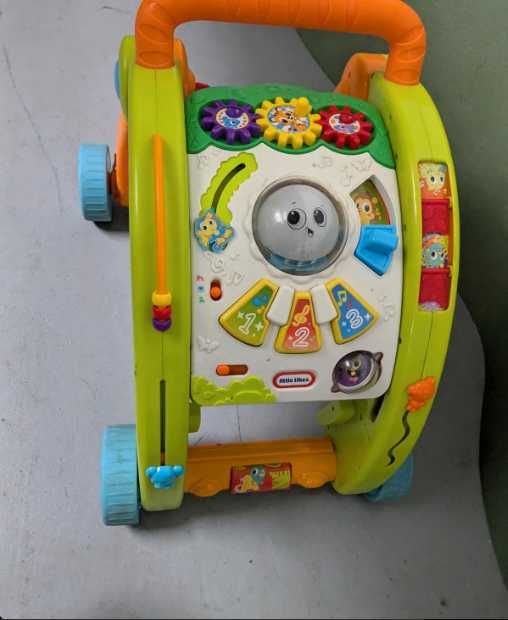 edukacyjną zabawkę