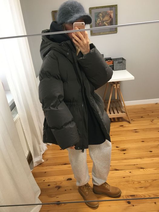 Новий пуховик Weekday, колір сірий, графіт, charcoal