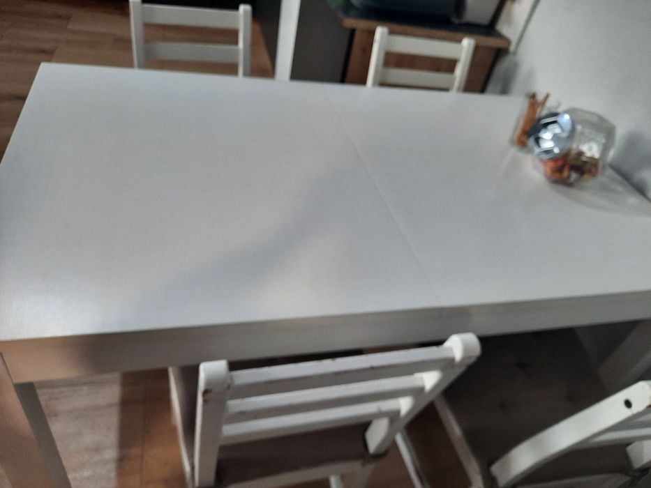 Stolik rozkładany bialy+4 krzesła