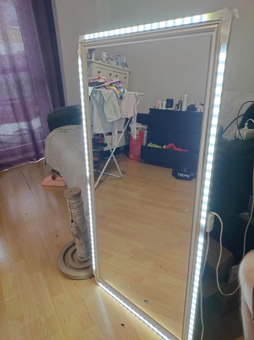 LUSTRO wiszące 110x54 cm
+14,99 PLN за