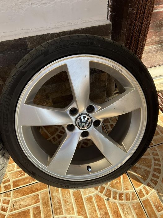 Диски з колесами