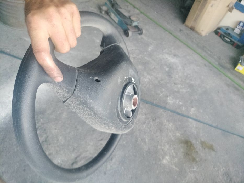 Volante Peugeot 307 impecável como