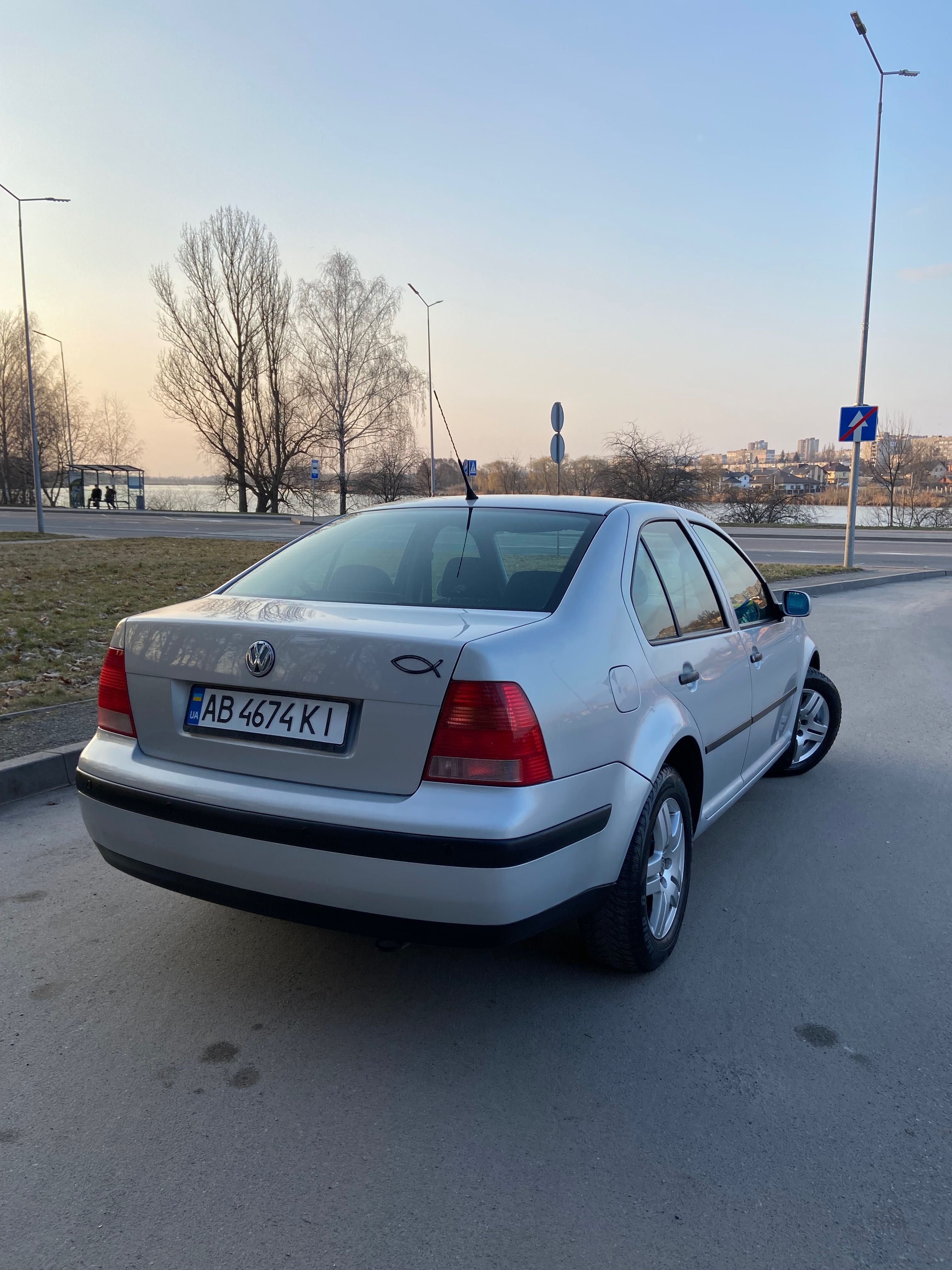 Volkswagen Bora 1.6 mpi