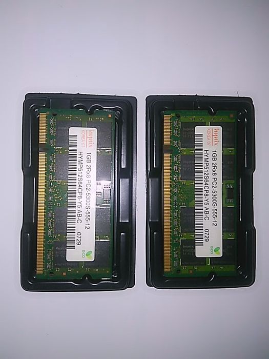Pamięć RAM 2x 1 GB 667MHz do laptopa