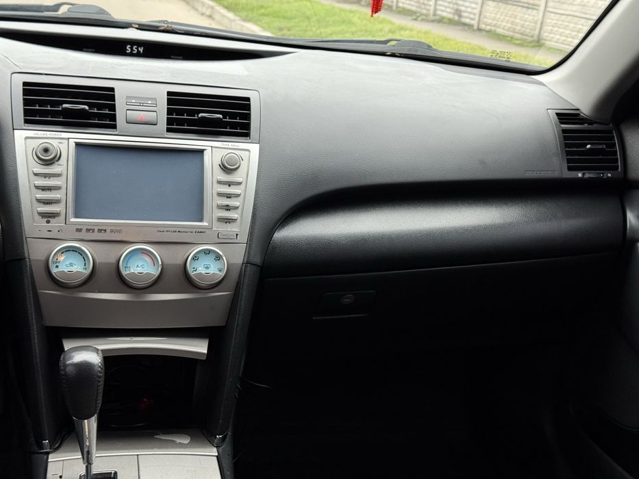 Продам авто Toyota Camry 40 автомат