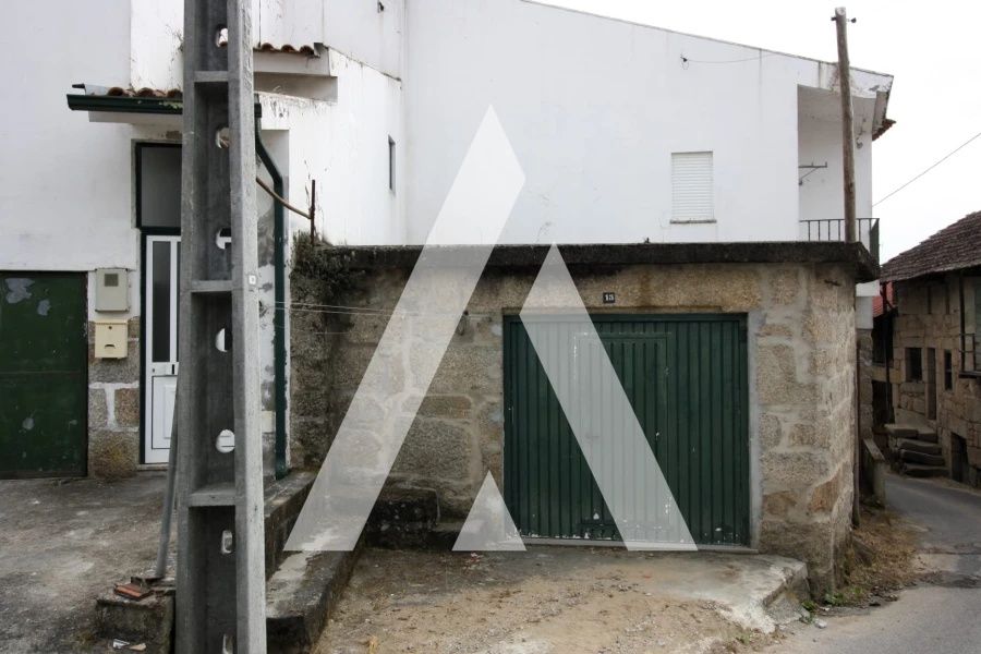 Moradia T2 para recuperar