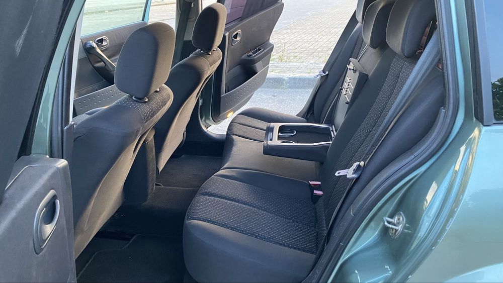 Renault 1.5DCI apenas 180km