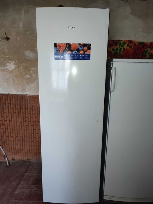 Продам морозильную камеру Атлант