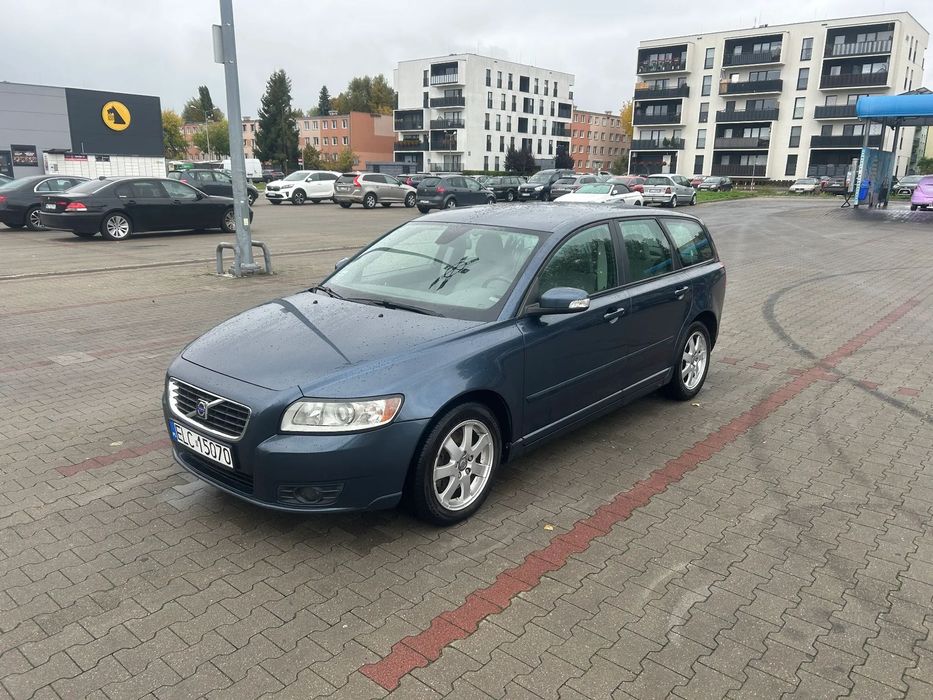 Volvo V50