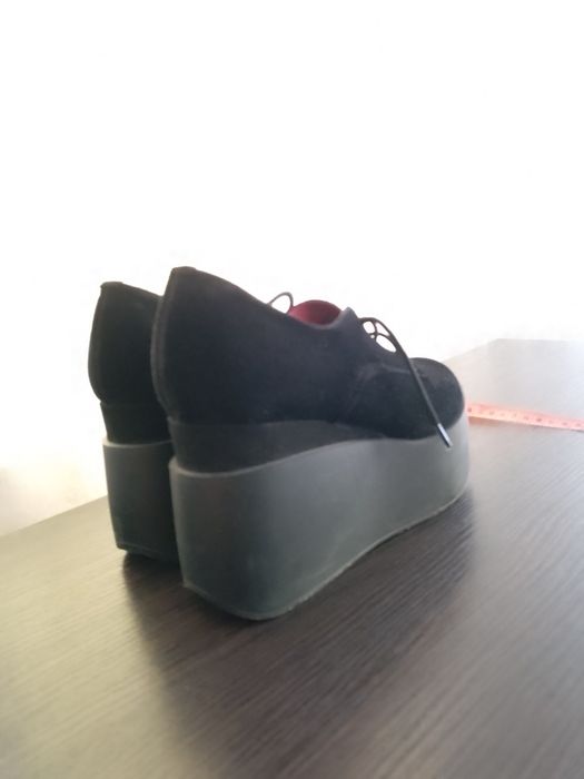 Продам новые туфли ботинки ботильоны