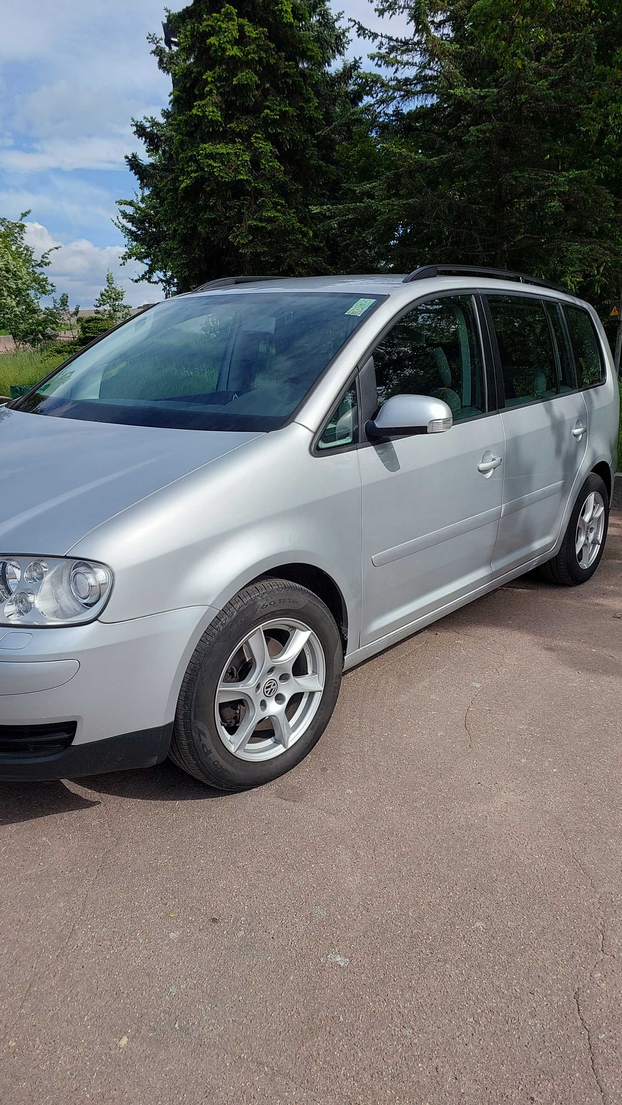 Volkswagen TOURAN 2.0 TDI 2006р автомат DSG6