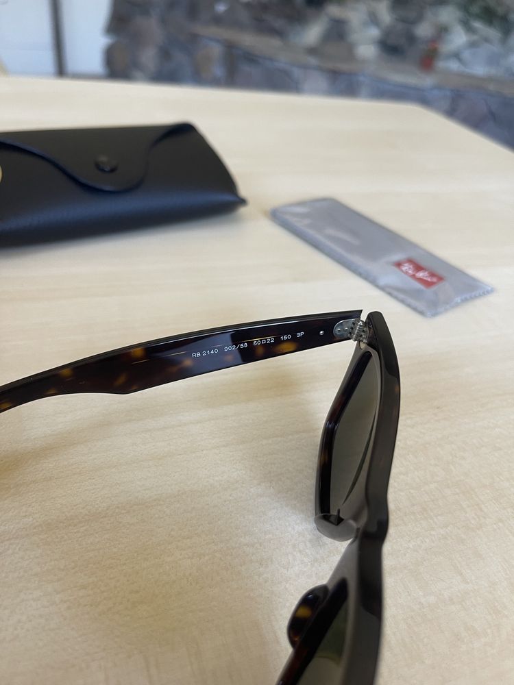 Сонцезахисні окуляри Ray-Ban 2140 902/58 50-22