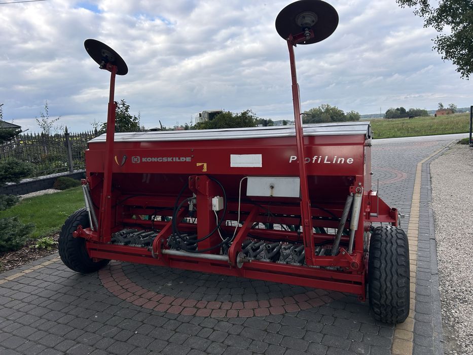 Siewnik Kongskilde Profiline 3m, talerzowy