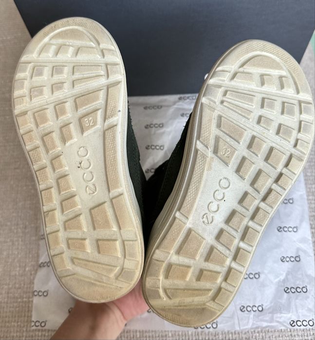 Взуття ботінки Ecco