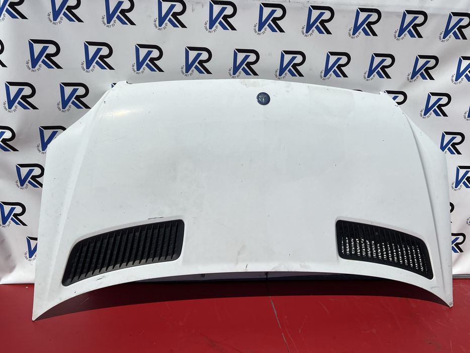 Капот білий на Спринтер 906 дорест