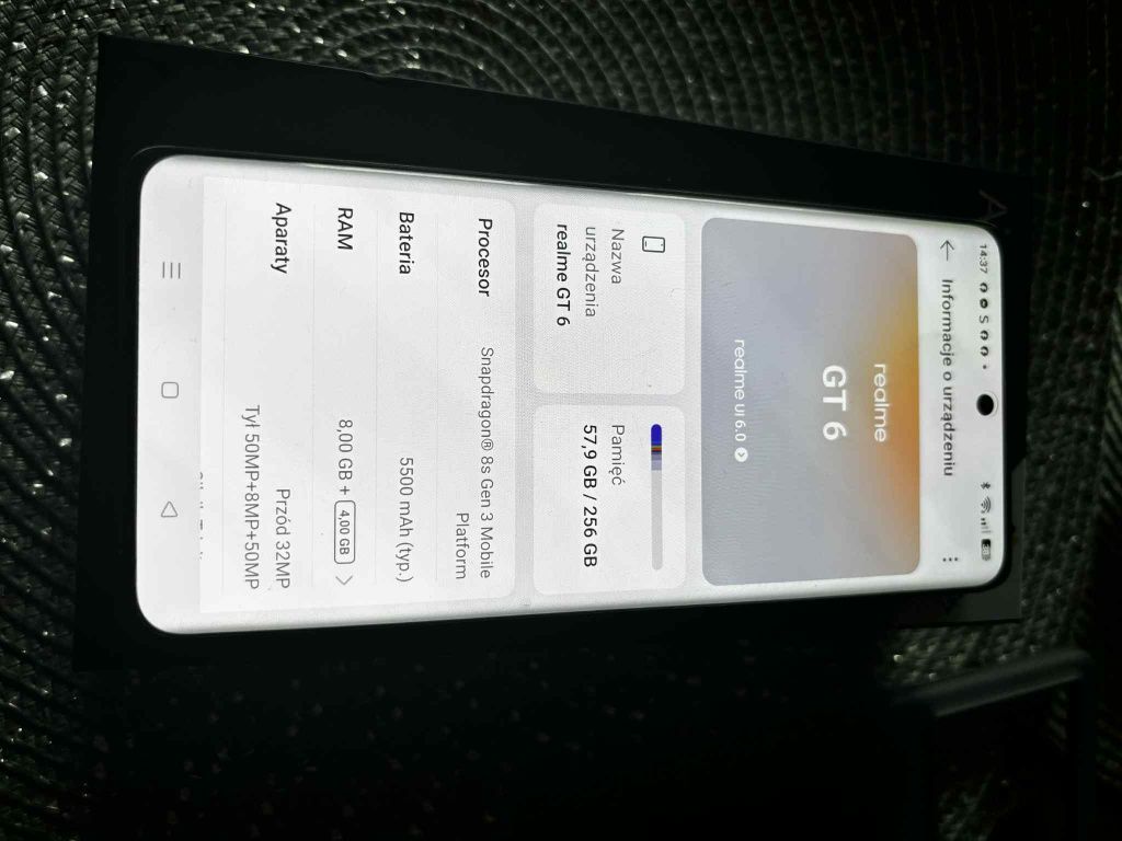 Telefon realme GT6