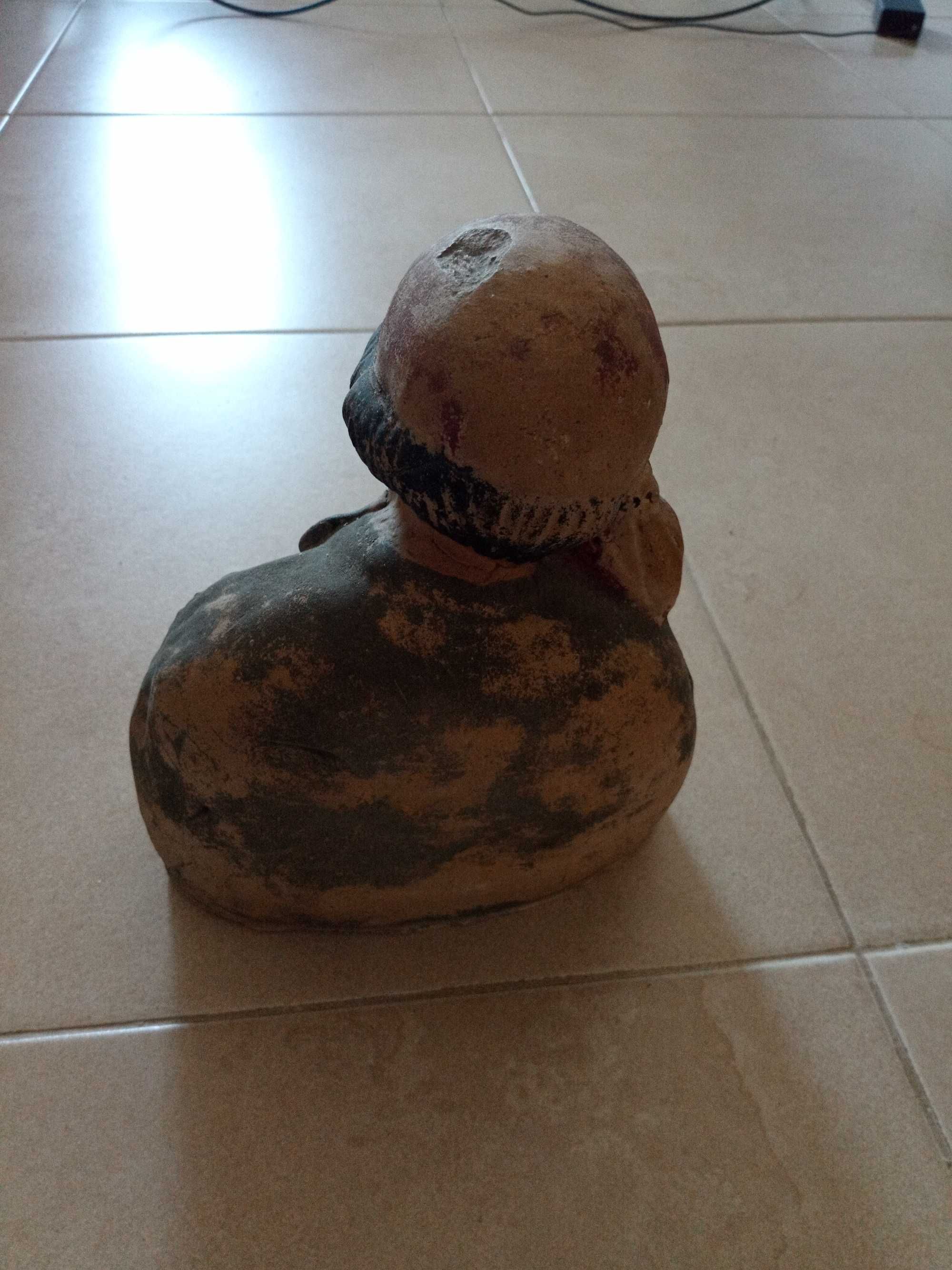 Busto de cigana em terracota início do séc. XX