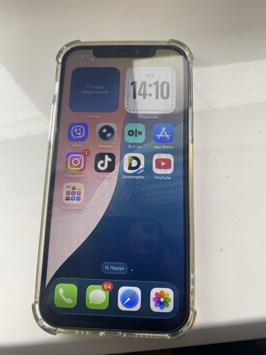 Продам айфон 12  64 гб