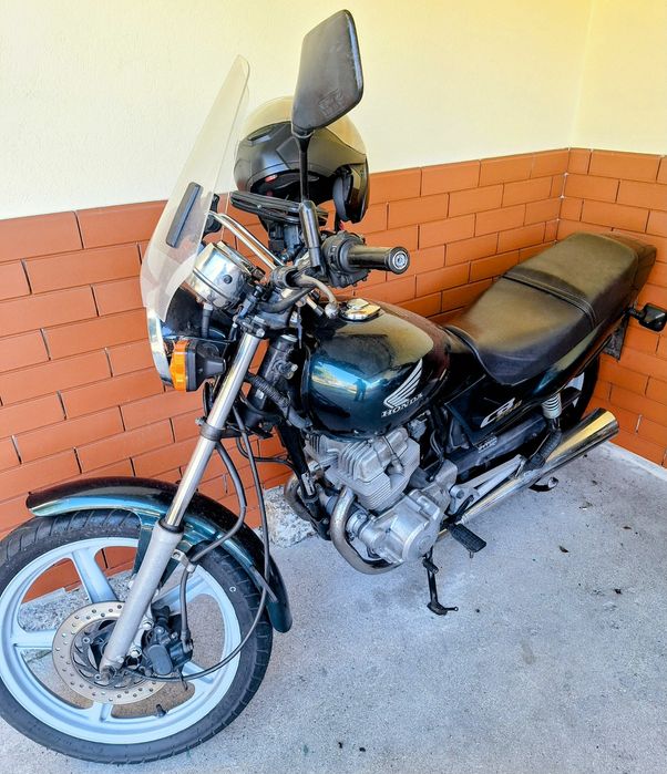 Honda CB 250 Two Fifty