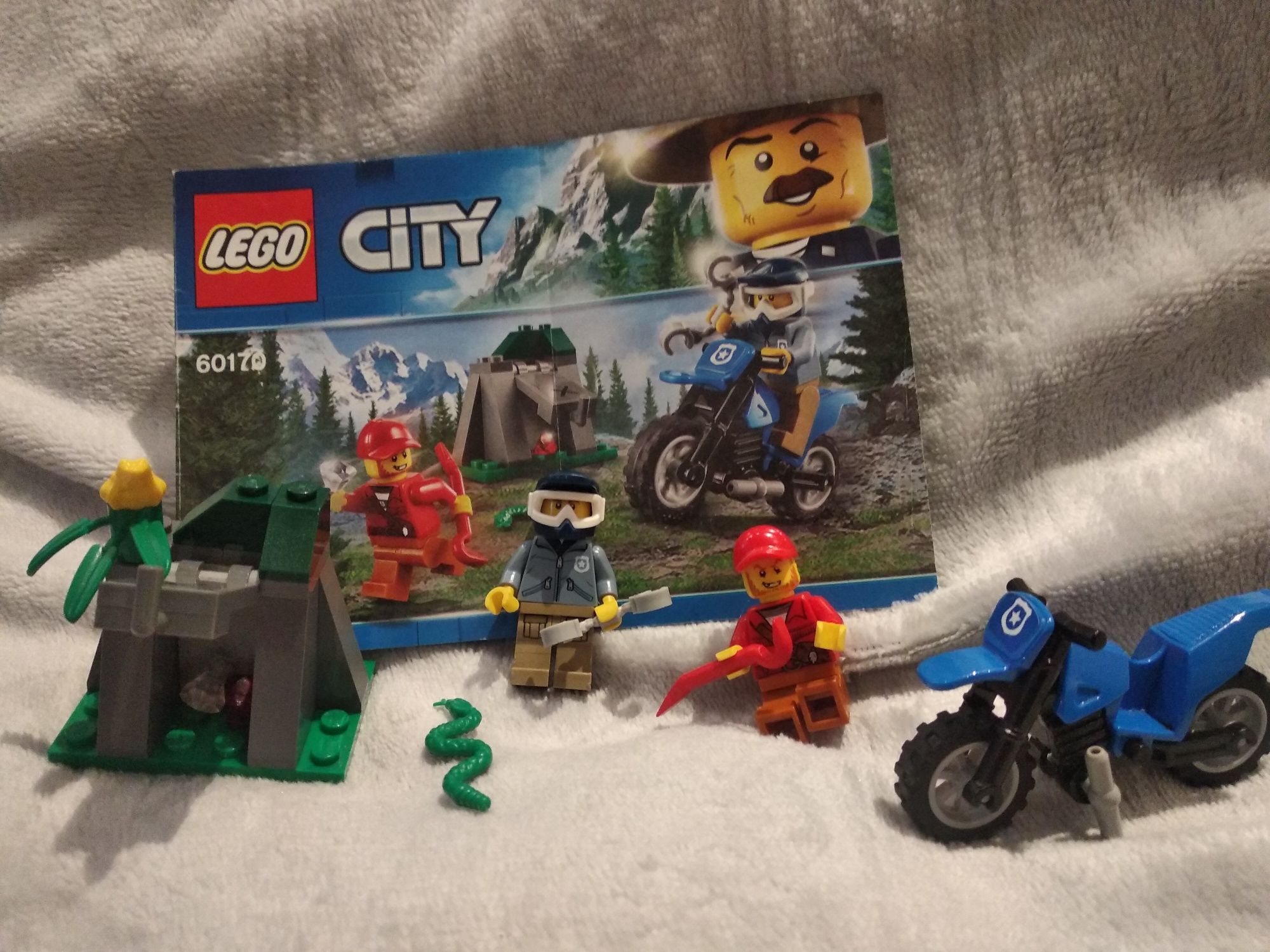 LEGO City 60170 Pościg Za Terenówką