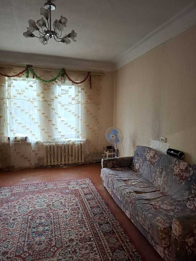 Продам 3-комн квартиру в районе Караваева ул.