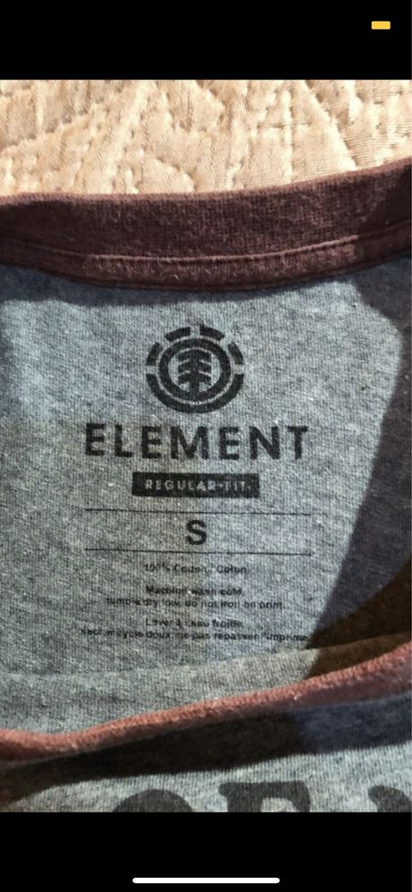 T-shirt Element em bom estado