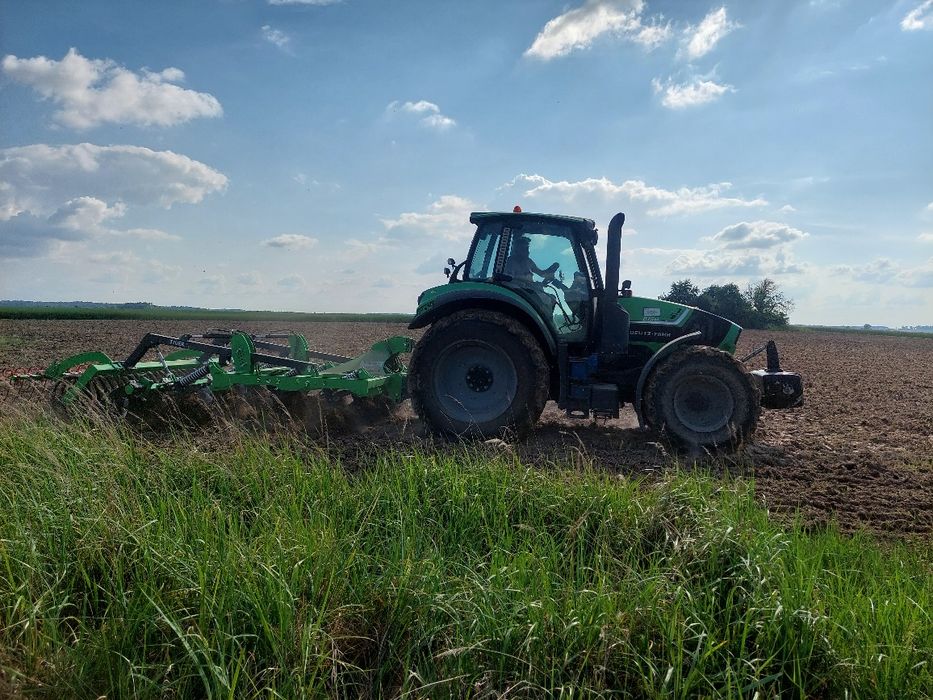 Uslugi rolnicze wynajem ciagnika mulczowanie sianie uprawa siew kukury