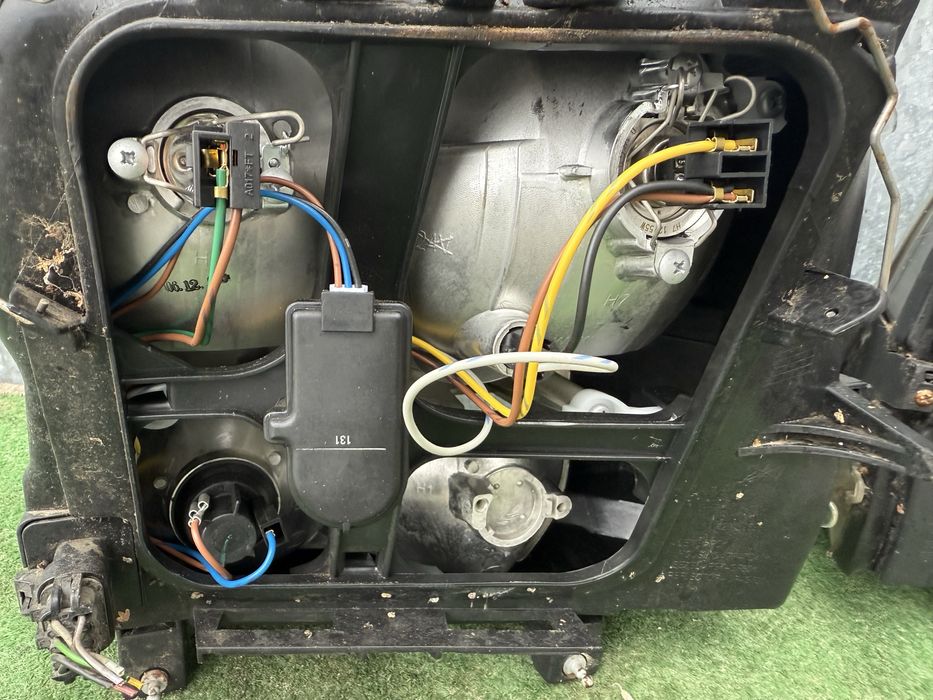 Фари / права фара ліва фара   Fiat Doblo Фара Фари  Фіат Добло