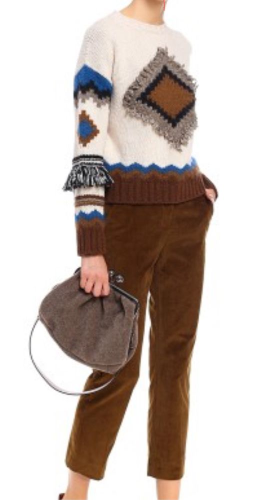 Білий светр WEEKEND MAX MARA , розмір М , рукав 3/4 .