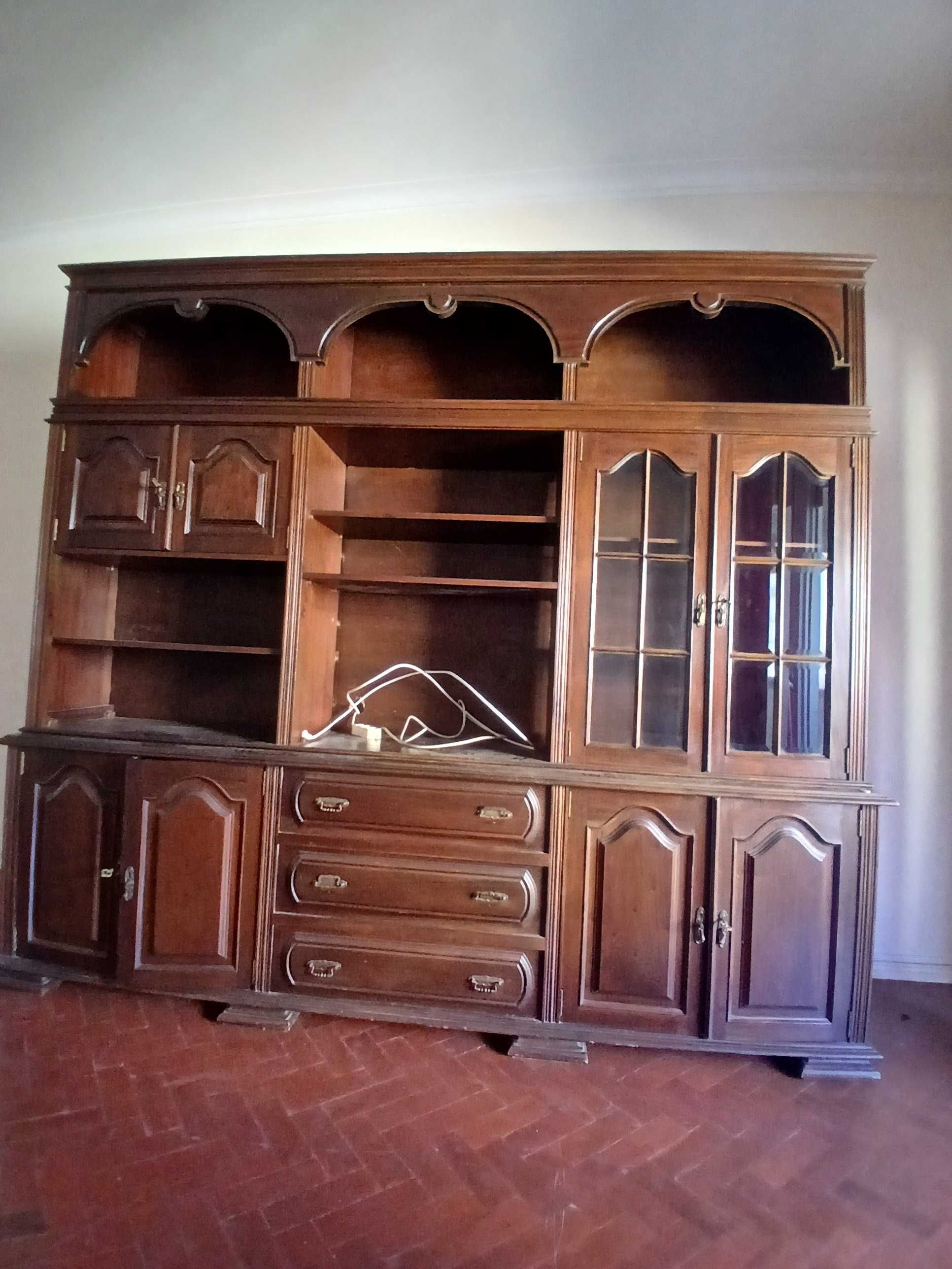 Movel  de sala multifuncional  ofereço