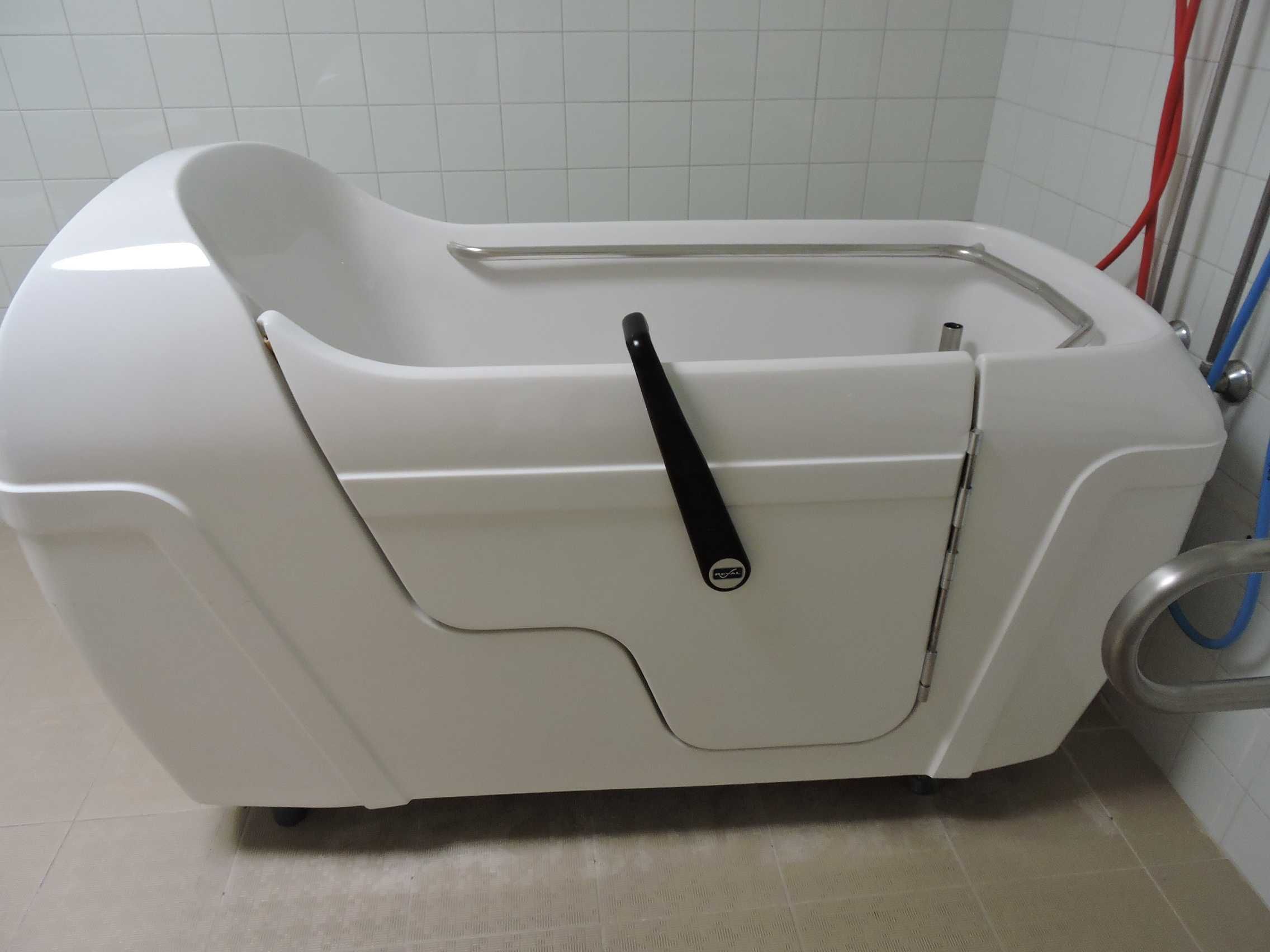 Banheira hidromassagem /estimulação