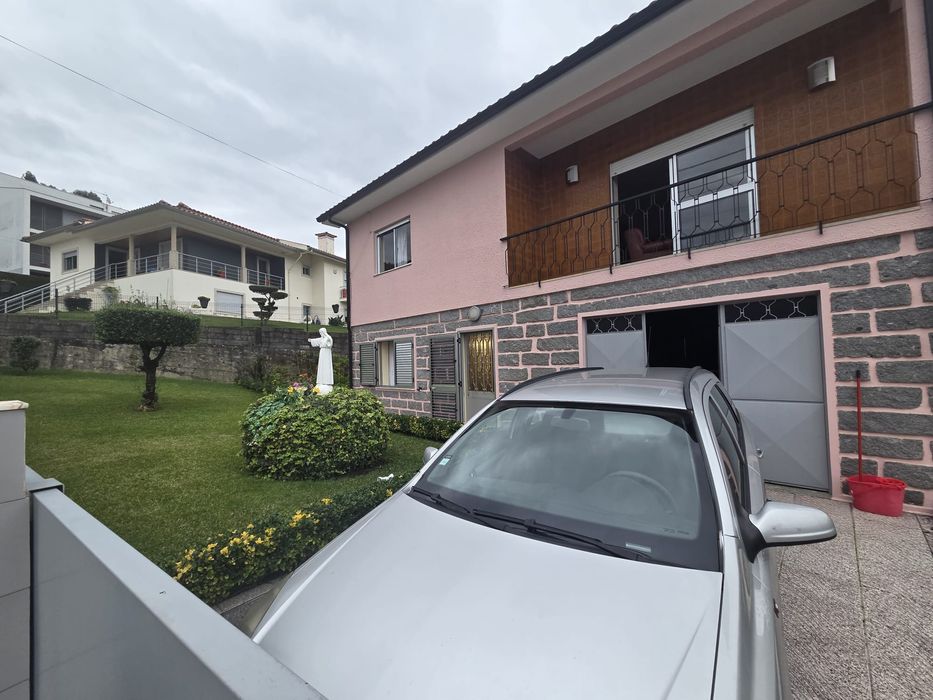 Arrenda se T2 andar moradia