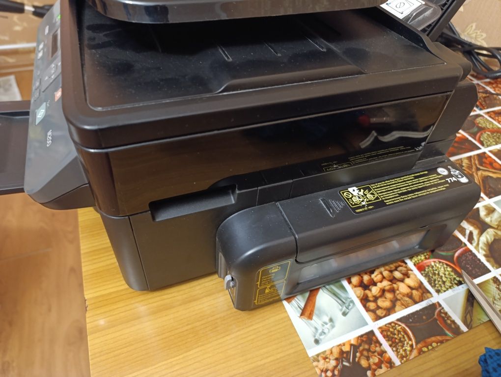 Струйне БФП Epson m200 в чудовому стані