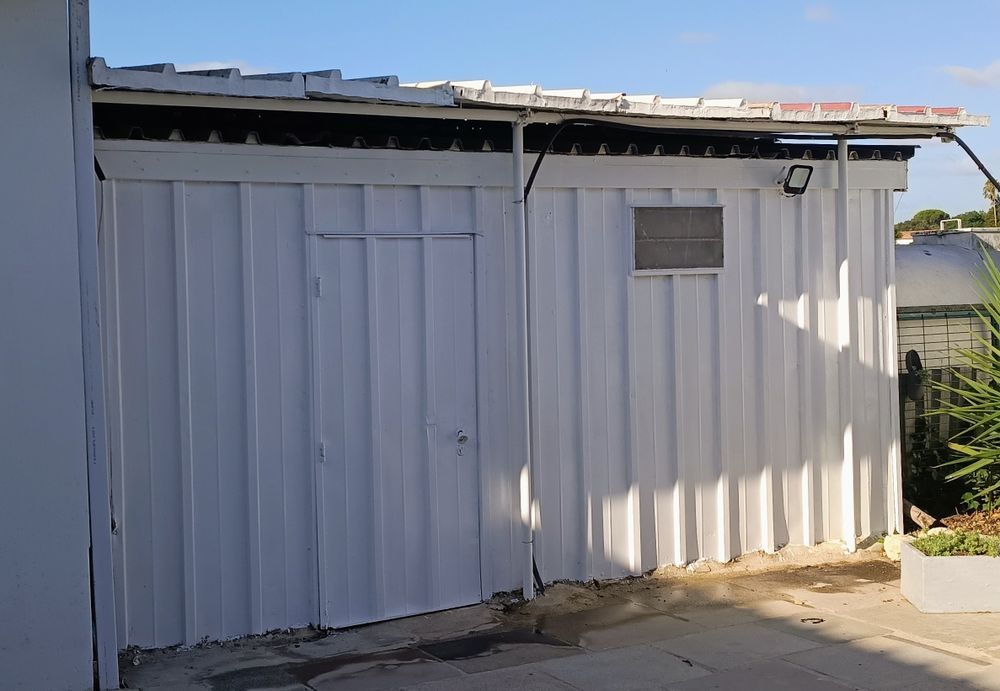 Conteiner Usado como dormitório