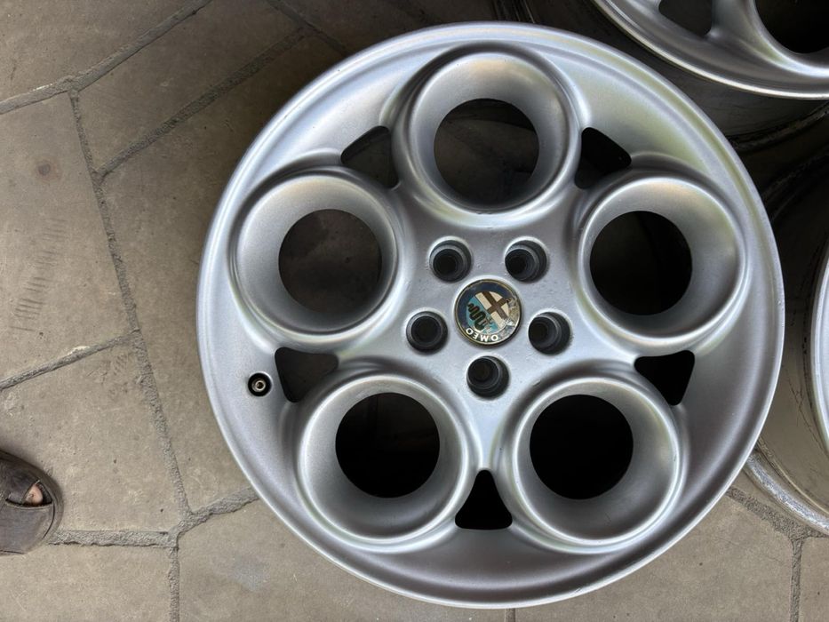 Оригінальні диски 5/98 r16 6.5j et41.5 alfa scudo goblo