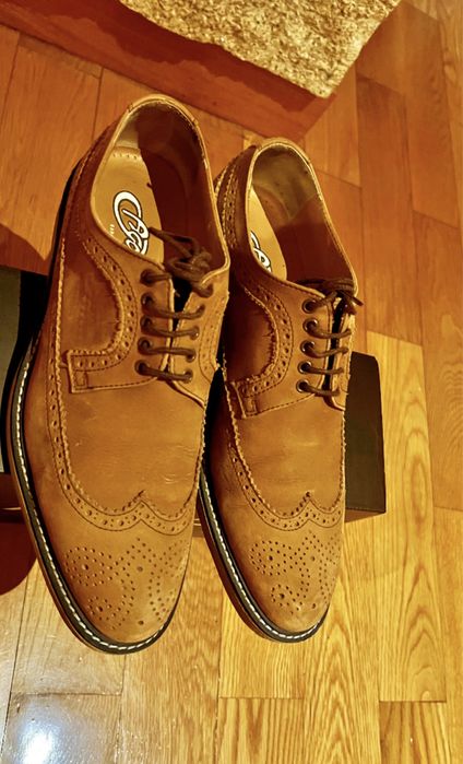 Sapatos em pele Agostini