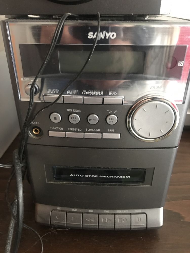 Mini aparelho som sanyo