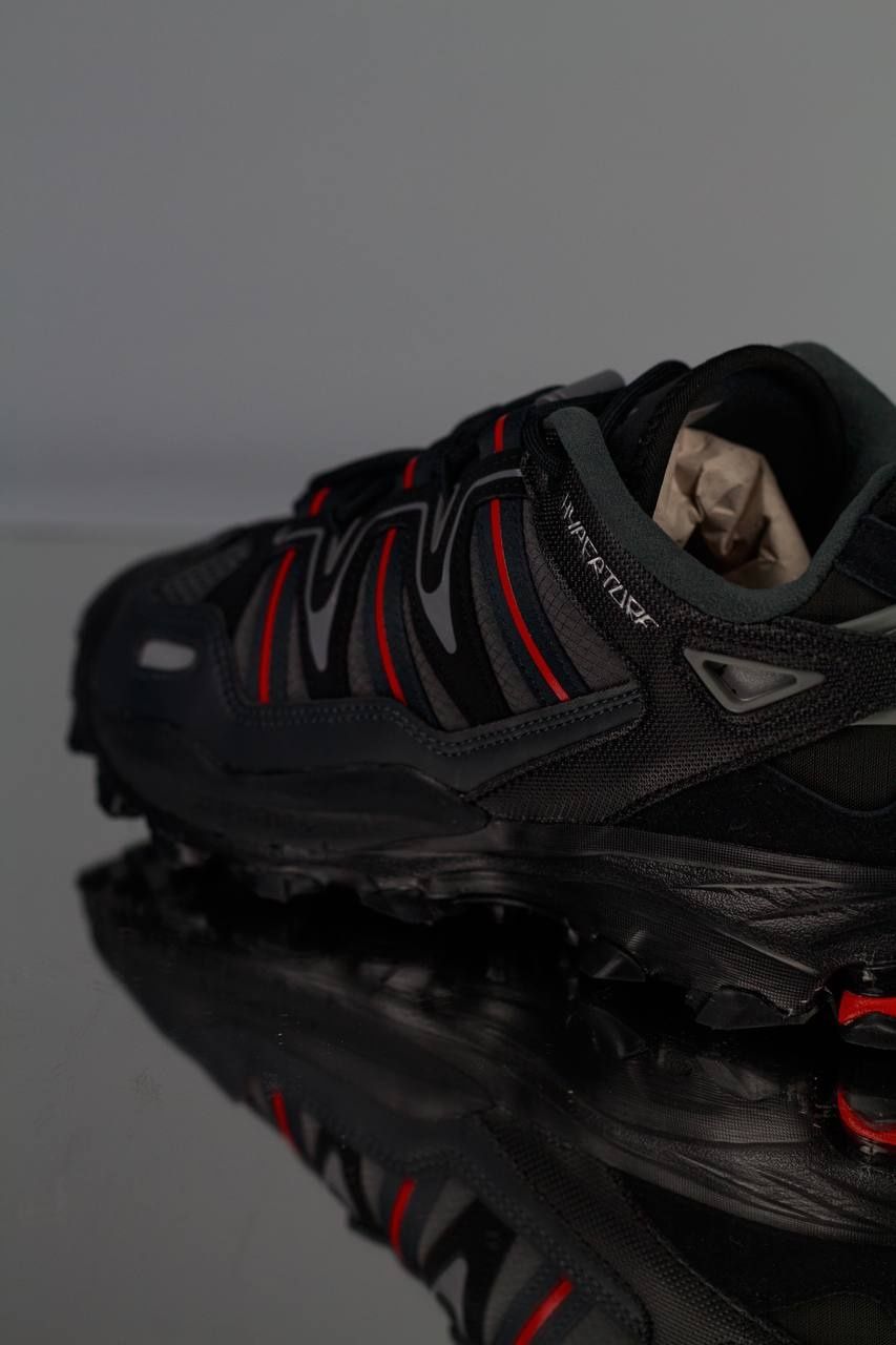 Adidas Hyperturf Black & Red
Арт - HQ9119
Йдуть повністю нові в коробц