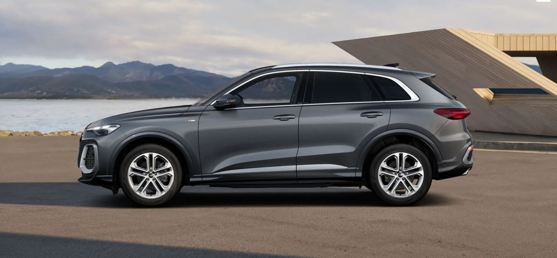 Audi Q5 LISTOPAD/QUATTRO/Sline/Comfort/Business/Ambiente