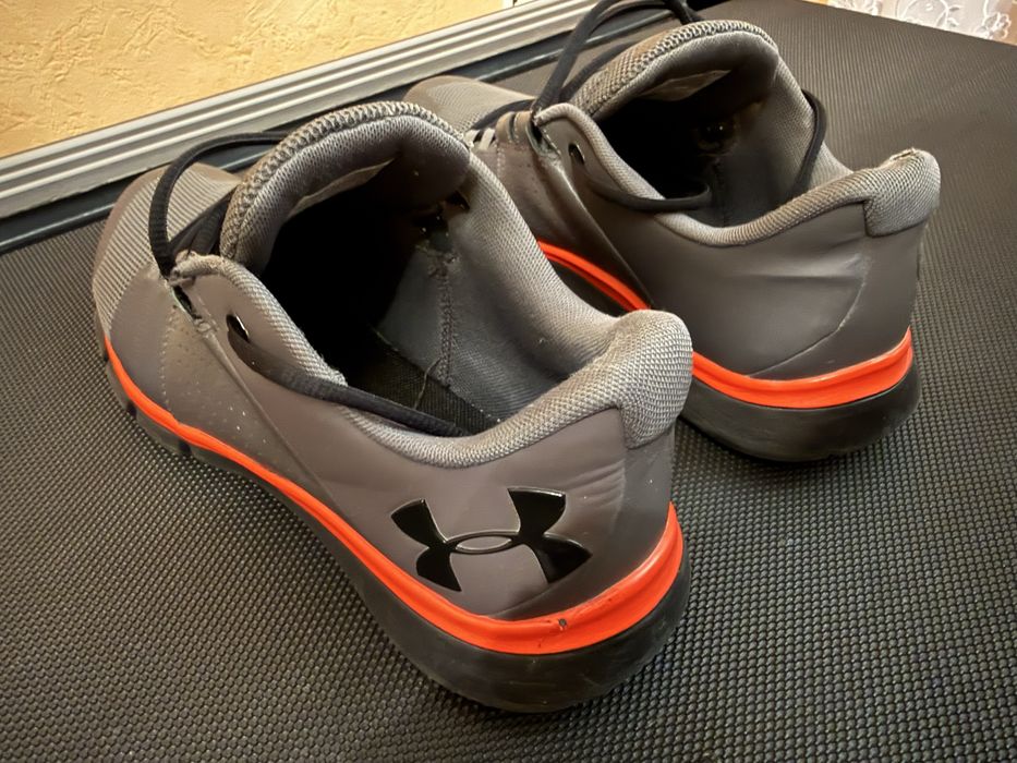 Кроссовки Under Armour ua strive 7