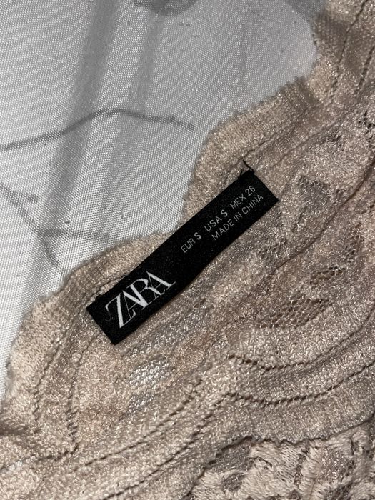 Top renda creme