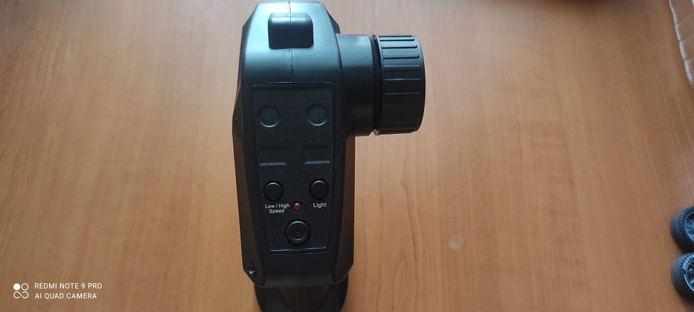 Машинка на радіоуправлінні