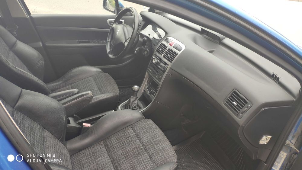 Peugeot 307 2.0 benzyna 2002r skóry klima zamiana