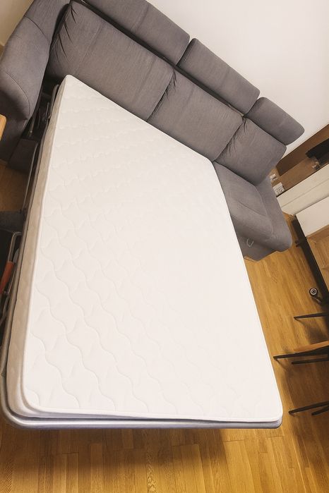 Sofa Bydgoskie Meble Sergio – funkcja spania, włoski stelaż