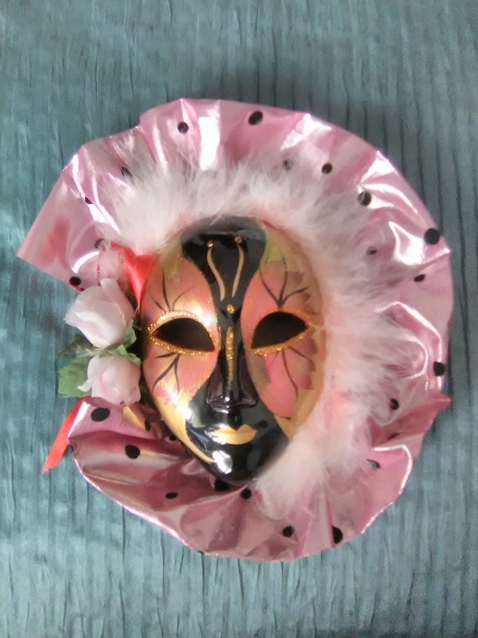 Porcelanowa maska wenecka.
