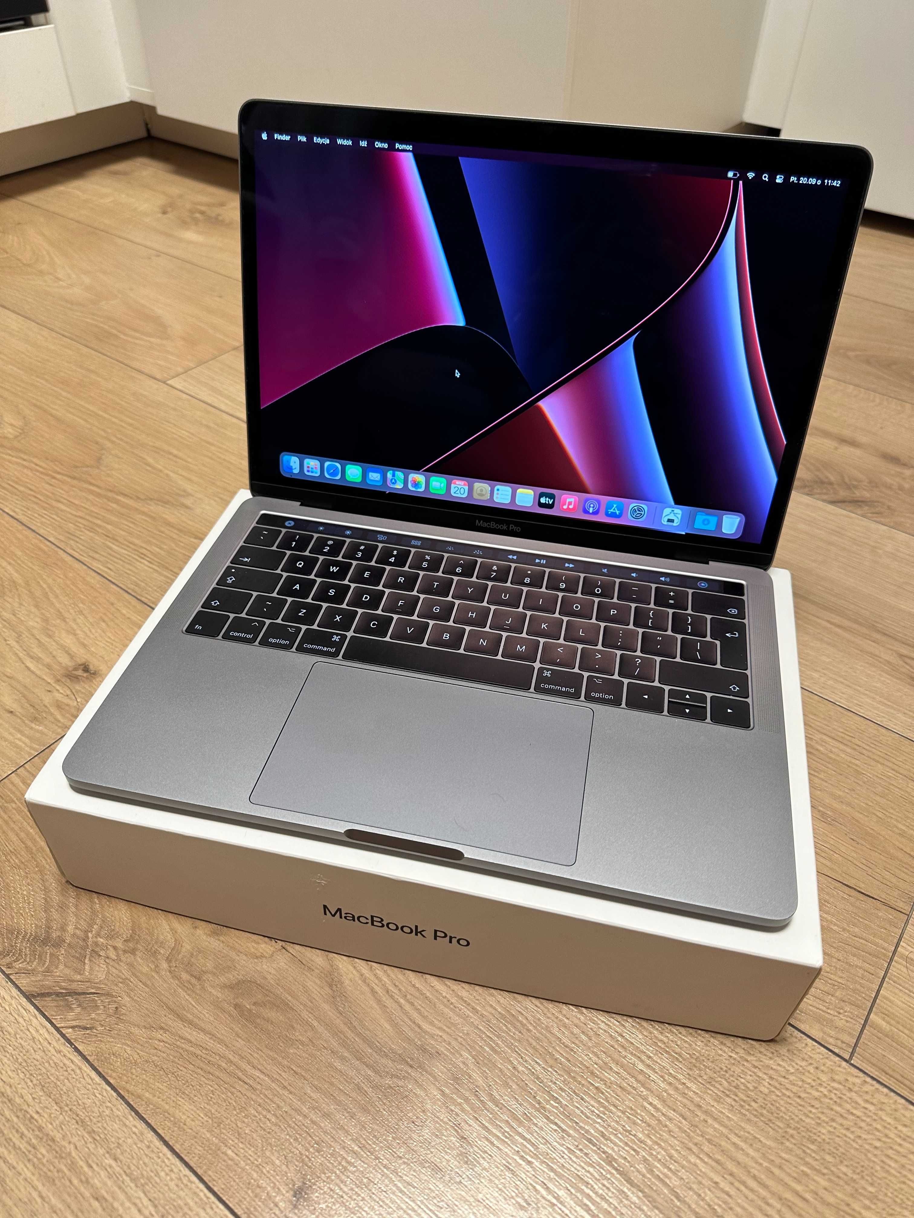 MacBook Pro 13,3” TOUCH BAR TOUCH ID 8/512 GB w idealnym stanie!