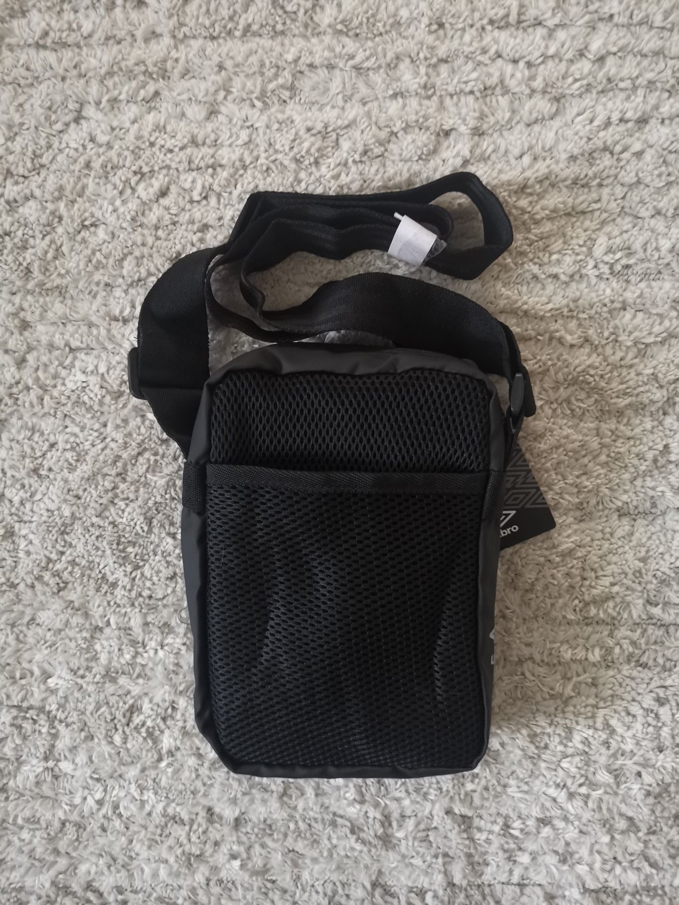 Оригинальная сумка через плечо Umbro Tech Training Bag 30821U