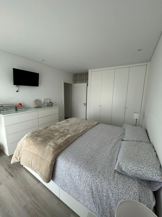 Apartamento T2 com vista desafogada