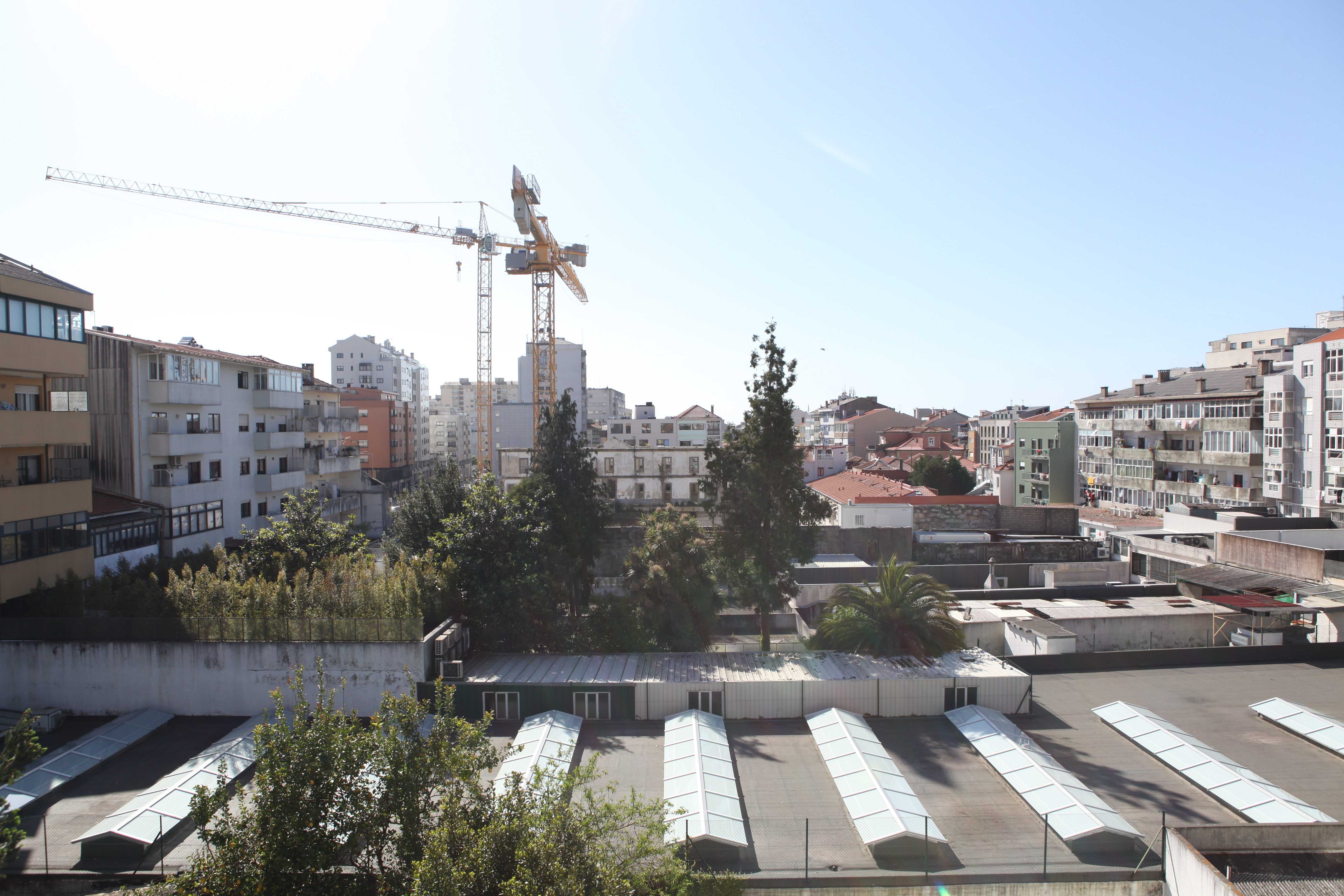 Apartamento T2+1 ao Marquês – requalificado, não habitado