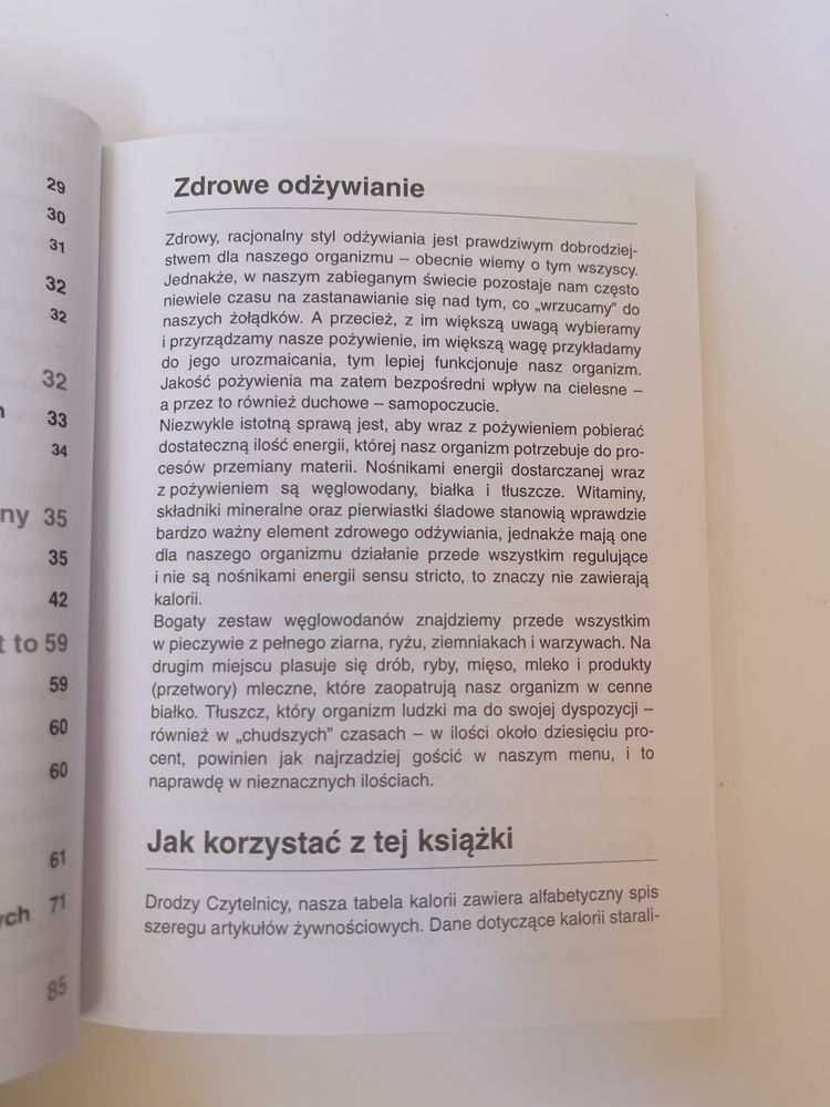 Tabele kalorii mały poradnik zdrowego odżywiania Claudia Daiber